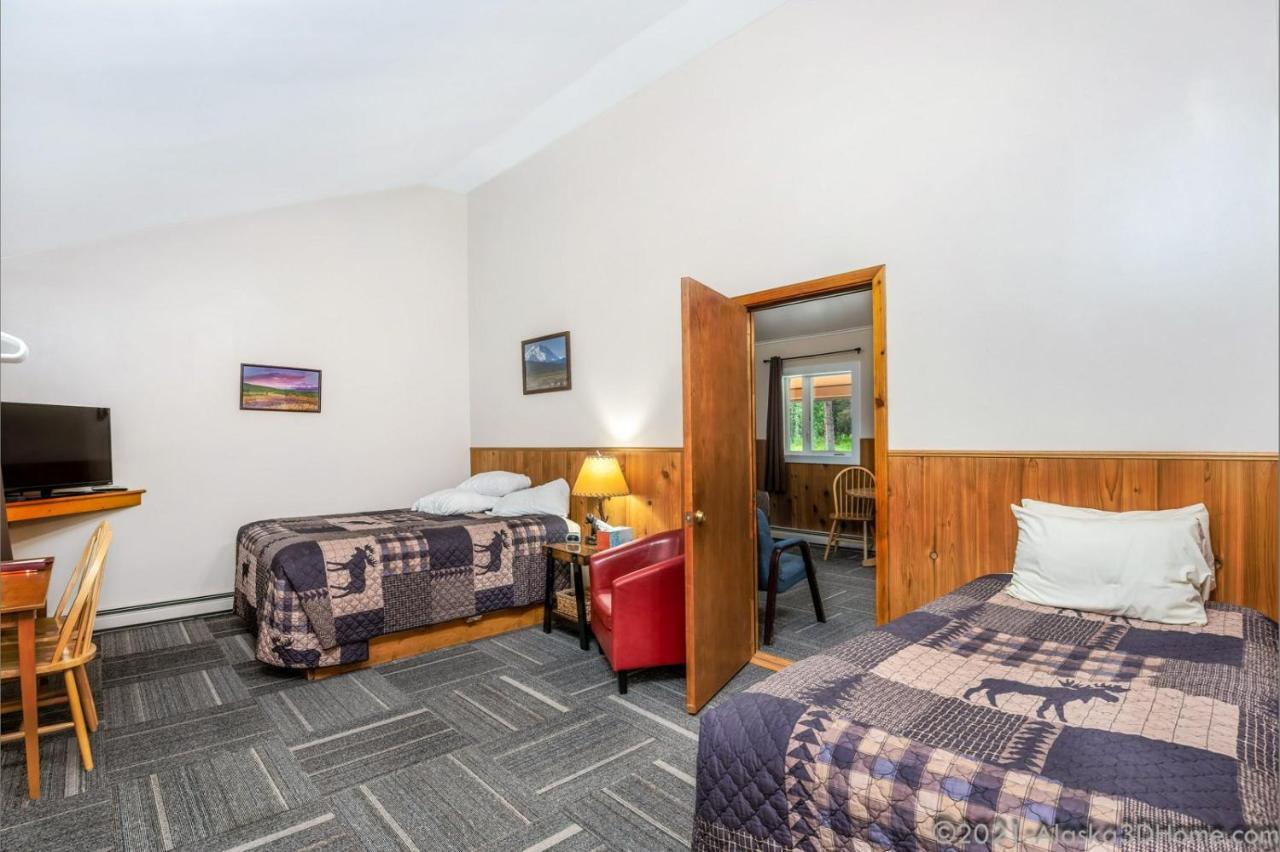 Backwoods Lodge Cantwell Экстерьер фото